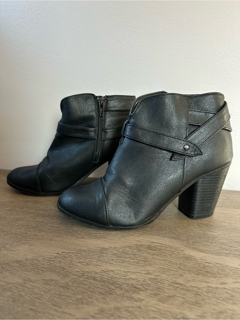 LC Lauren Conrad Black Ankle Booties Woman’s 8.5